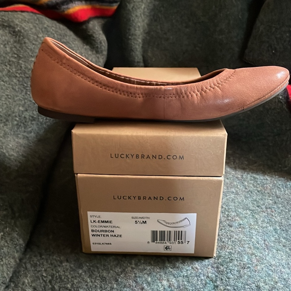 Lucky Brand Leather Flats 5.5 - Picture 2 of 7